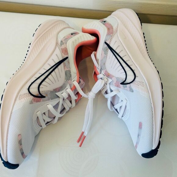 Nike Quest 5 Premium Women's Road Running sneakers size 7,5 new - Picture 10 of 13